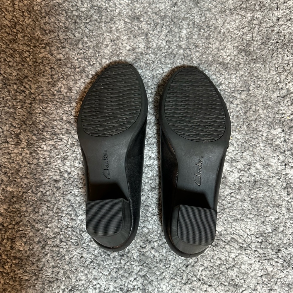 Clarks Women's Rosalyn Belle Black Pump Size 8.5W - Picture 6 of 10